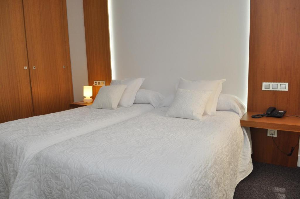 Toral Hotel Leon Bilik gambar